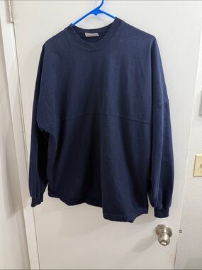 Spirit Men's Navy Blue Crewneck Sweatshirt